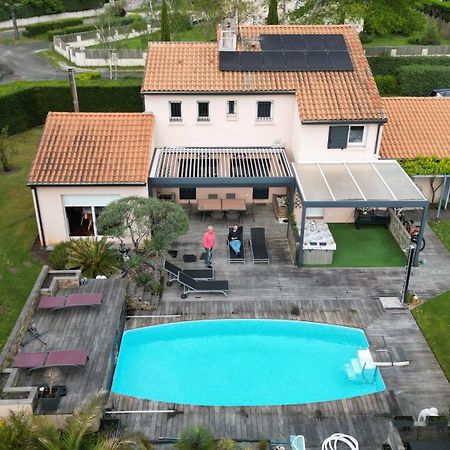 Wine Hote Chambre D'Hotes Le Pian-Médoc エクステリア 写真